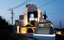 JEWEL HOTEL -LUXURY & MODERN-